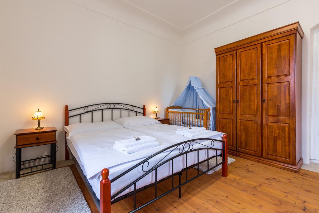 Zamecke Apartmany Litomysl Exterior photo