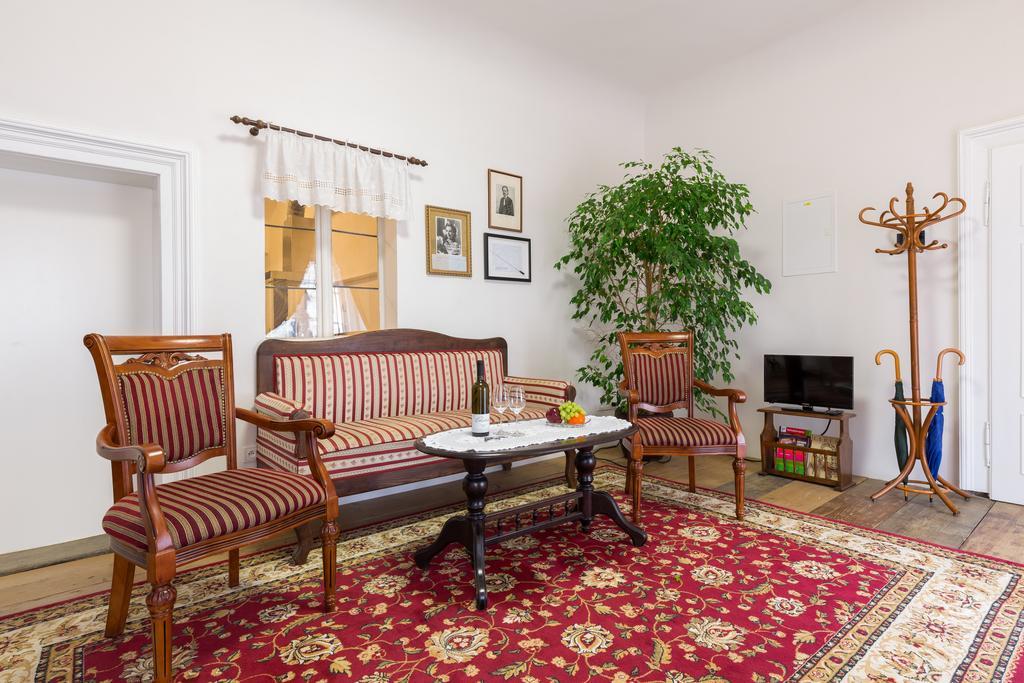Zamecke Apartmany Litomysl Exterior photo